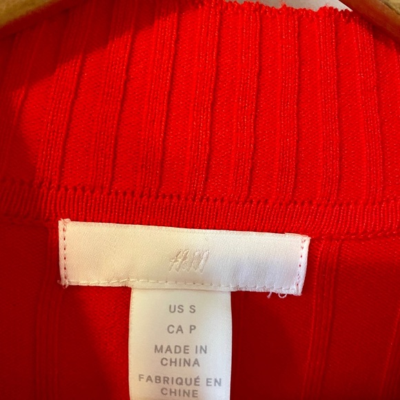 H&M Red Sweater Dress - Picture 4 of 5